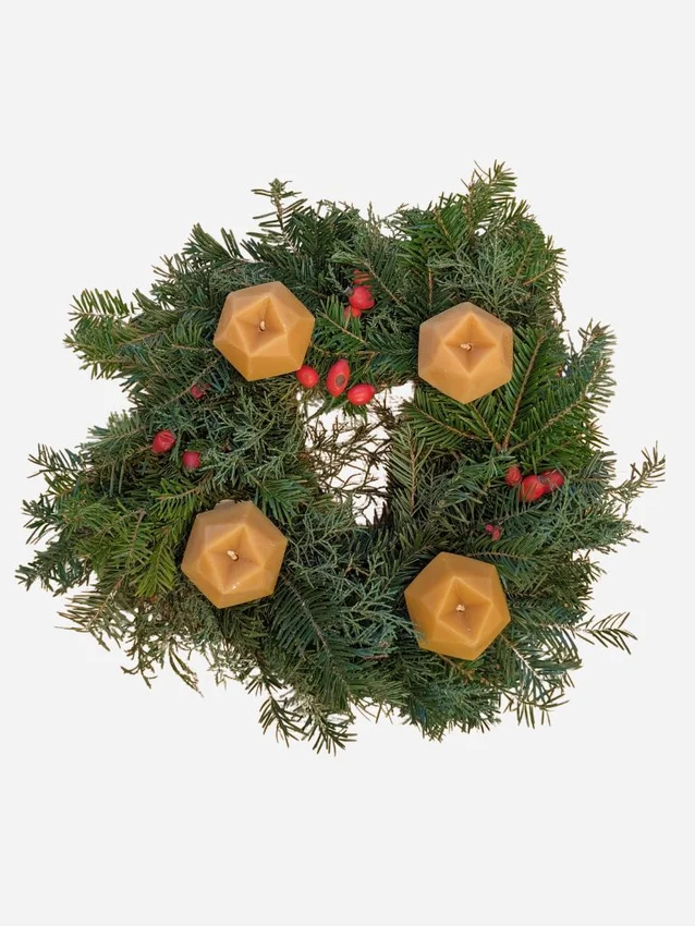 Nezvyčajné sviečky zo 100% včelieho vosku