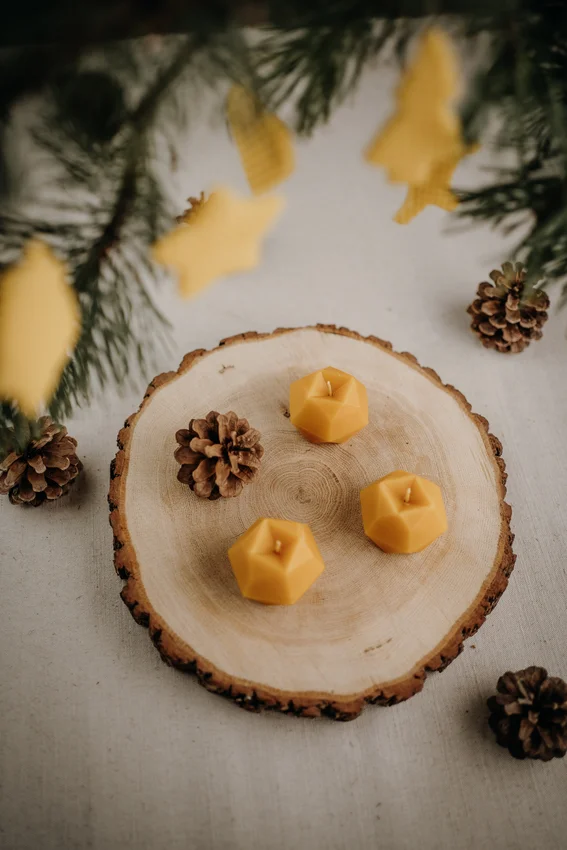 Včelosviečka - Akcia 2 + 1