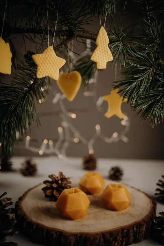 Včelosviečka - Akcia 2 + 1